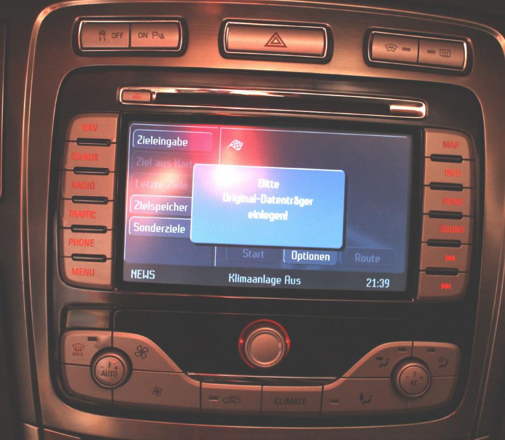 Navi vom Ford SMax 2.5T Blaupunkt NX fällt immer